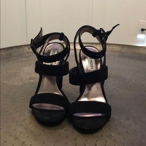Steve Madden strappy heels 7.5